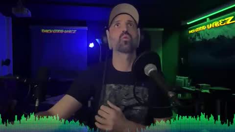 Snapshot of splivke chatting on October 17, 12:58 am Splivke online show from October 17, 12:58 am