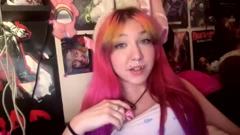 Pixie online show from June 6, 1:33 am