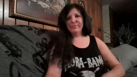 spookytten online show from July 2, 4:28 am
