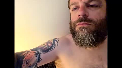 sprawlr84 online show from December 14, 1:17 pm