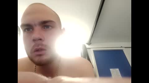 squirtinmyface6 online show from February 10, 1:35 am