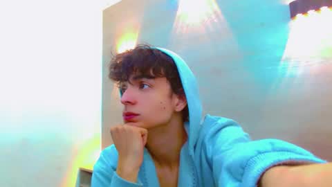 ethan online show from December 2, 1:53 pm