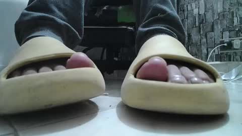 sr master cum its my old account online show from February 6, 4:05 am