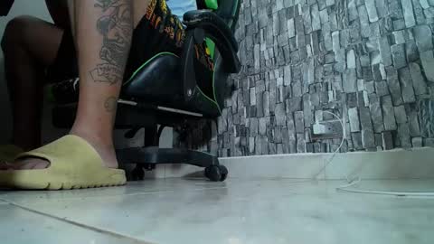 sr master cum its my old account online show from March 10, 1:01 am