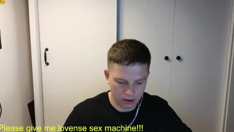 st1vemaster01 online show from May 27, 2:03 pm