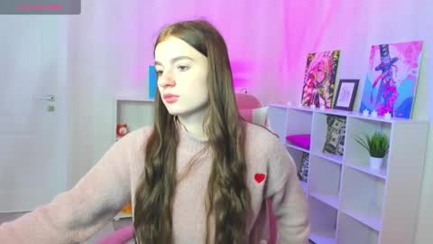 Stacey GMT5 Mo Tu We Th Fr Sa 3am -10am online show from December 3, 1:03 am