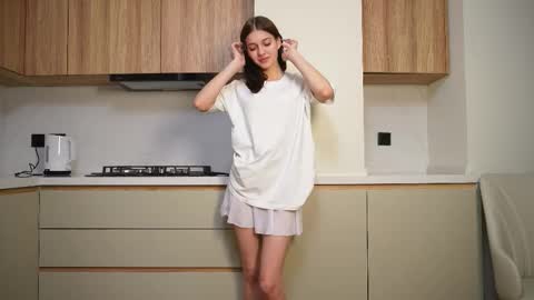 Stacey online show from December 18, 8:26 pm