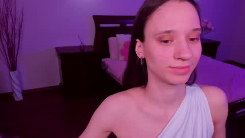 StaceyCutie online show from April 9, 7:30 pm