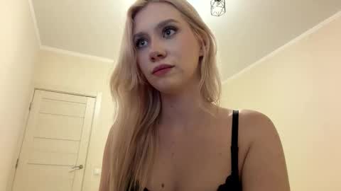 stacy online show from March 4, 1:13 am