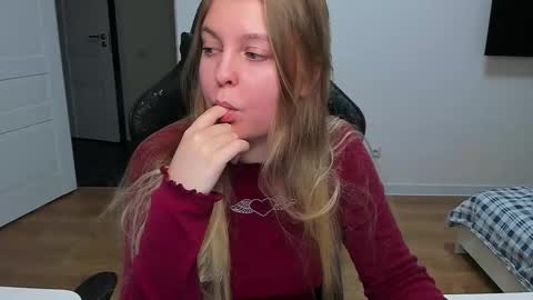 Stacy  online show from November 7, 4:31 pm