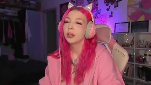 Stacy online show from July 17, 5:48 pm