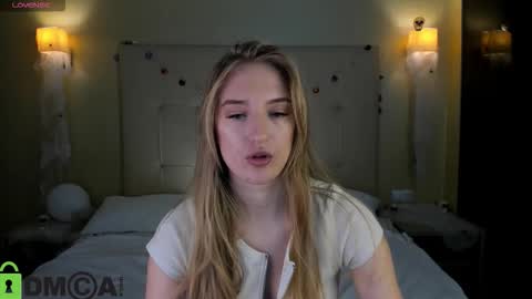 Stacy Mon Tue Wed Thu Fri Sun GMT GMT 3 1000am - 0400pm  online show from November 6, 9:23 am