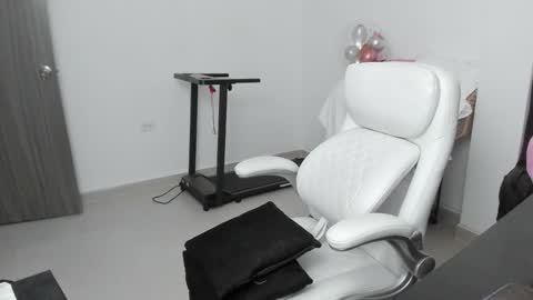 Zulma Yisset online show from December 3, 3:51 am