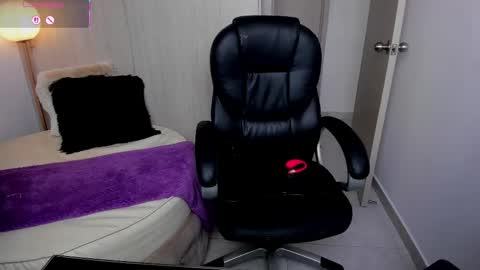 Stacy Conner online show from January 14, 9:12 pm