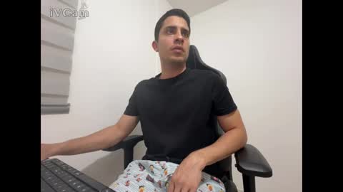 Snapshot of stan_will chatting on February 2, 4:05 am Stan online show from February 2, 4:05 am