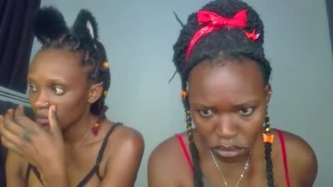 Snapshot of starlight_c chatting on October 19, 5:28 pm starlight_c online show from October 19, 5:28 pm