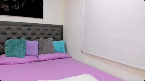 Snapshot of staywithme_x chatting on January 15, 11:51 pm Melany online show from January 15, 11:51 pm