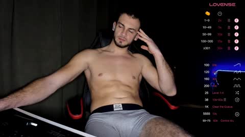 Max online show from December 9, 3:22 pm