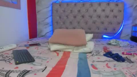 stefany_andruw online show from December 2, 3:10 pm