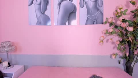 Stefany online show from March 11, 11:57 am