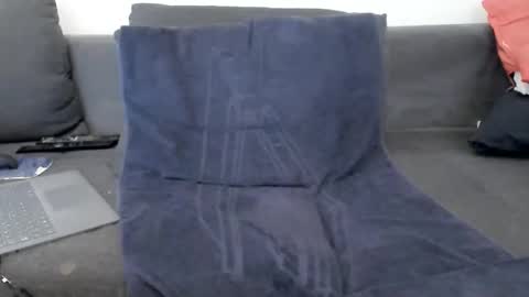 steff135 online show from January 1, 10:21 am