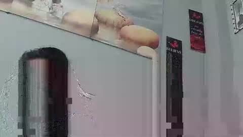 Snapshot of steffani_love chatting on September 27, 3:15 am steffani_love online show from September 27, 3:15 am
