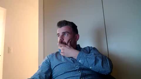 steffb35259692 online show from May 1, 11:32 pm