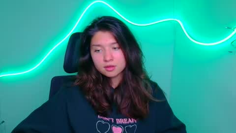Snapshot of steffi_xo chatting on September 19, 9:18 pm Steffi online show from September 19, 9:18 pm