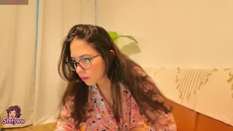 Stefy online show from April 18, 10:32 pm