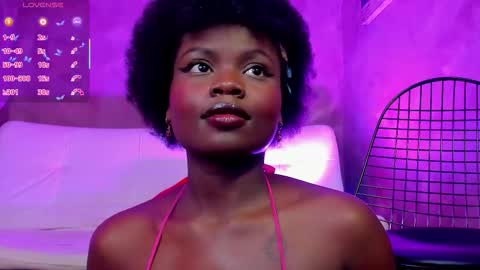 stella online show from December 19, 10:49 pm