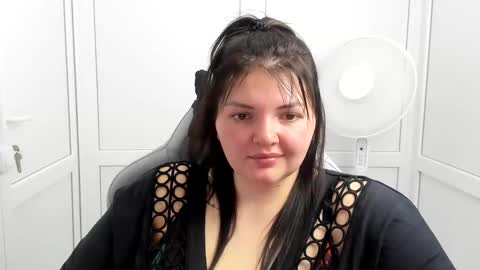 Stella online show from June 4, 2:34 pm