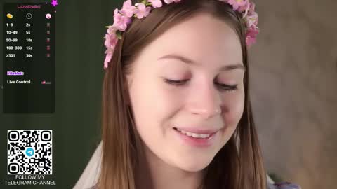 Stella online show from October 29, 11:34 am