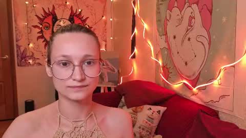 Stella online show from June 25, 8:58 pm