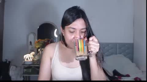 Snapshot of stellahugets chatting on October 6, 3:57 am Stella online show from October 6, 3:57 am