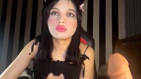 stellapapillon online show from March 15, 1:43 am