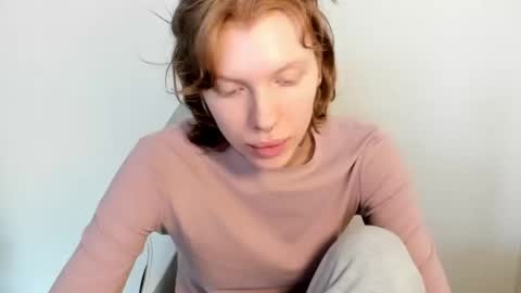 S T E L L A online show from March 13, 10:18 am