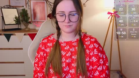 Snapshot of steph_sweet chatting on December 25, 10:05 pm Emma online show from December 25, 10:05 pm