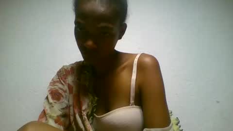 stepha400701 online show from June 11, 2:53 am