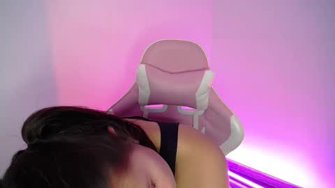 Emma online show from October 24, 5:41 am