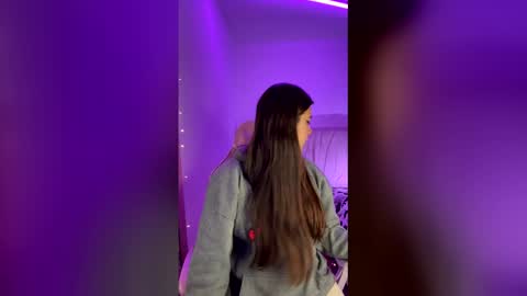 Emma online show from December 21, 5:14 am