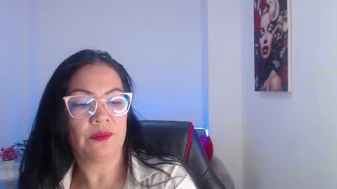Snapshot of stephania_evanss chatting on November 1, 11:37 pm Stefania online show from November 1, 11:37 pm