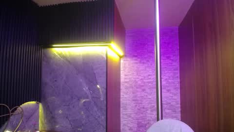 stephany_rodriguez_ online show from February 2, 12:12 pm