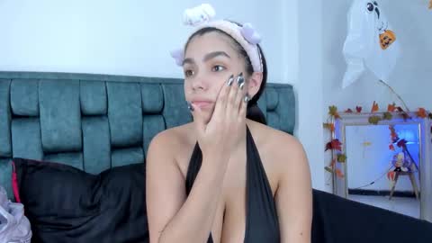 Stefanny online show from November 4, 11:39 pm