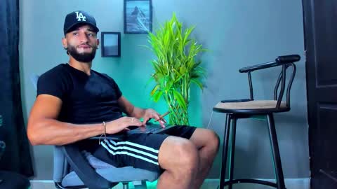 Steve  online show from February 6, 2:42 pm