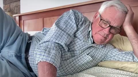 Steve online show from April 2, 3:08 pm