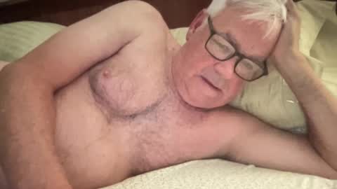 Steve online show from October 21, 1:54 am