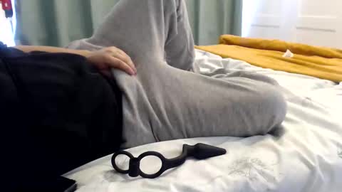 stevebate222 online show from September 19, 9:35 am