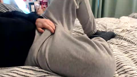 stevebate222 online show from April 24, 7:54 am