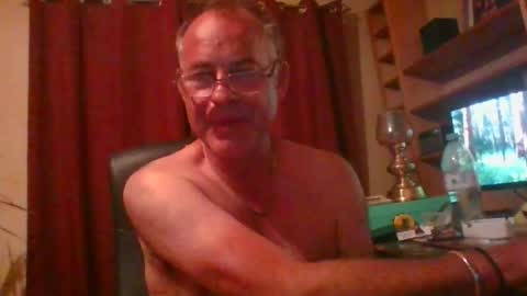 stevejm3740 online show from August 9, 3:23 am