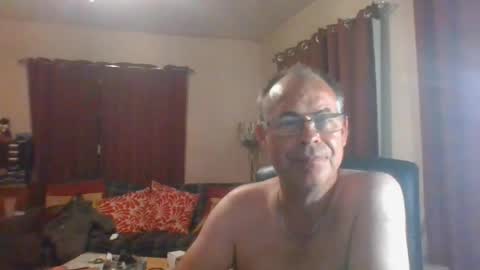stevejm3740 online show from August 9, 2:43 am